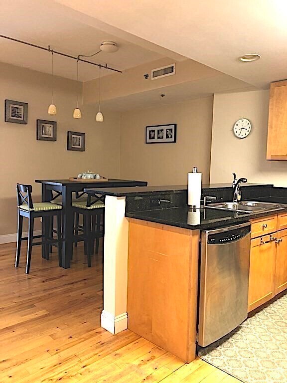 Building Photo - 234 Cypress St