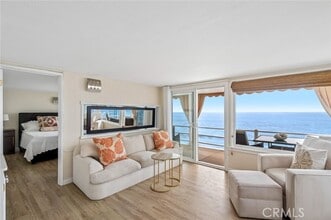 Building Photo - 1139 Gaviota Dr
