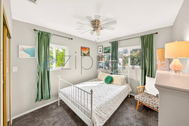 Building Photo - 4139 W Ave 42