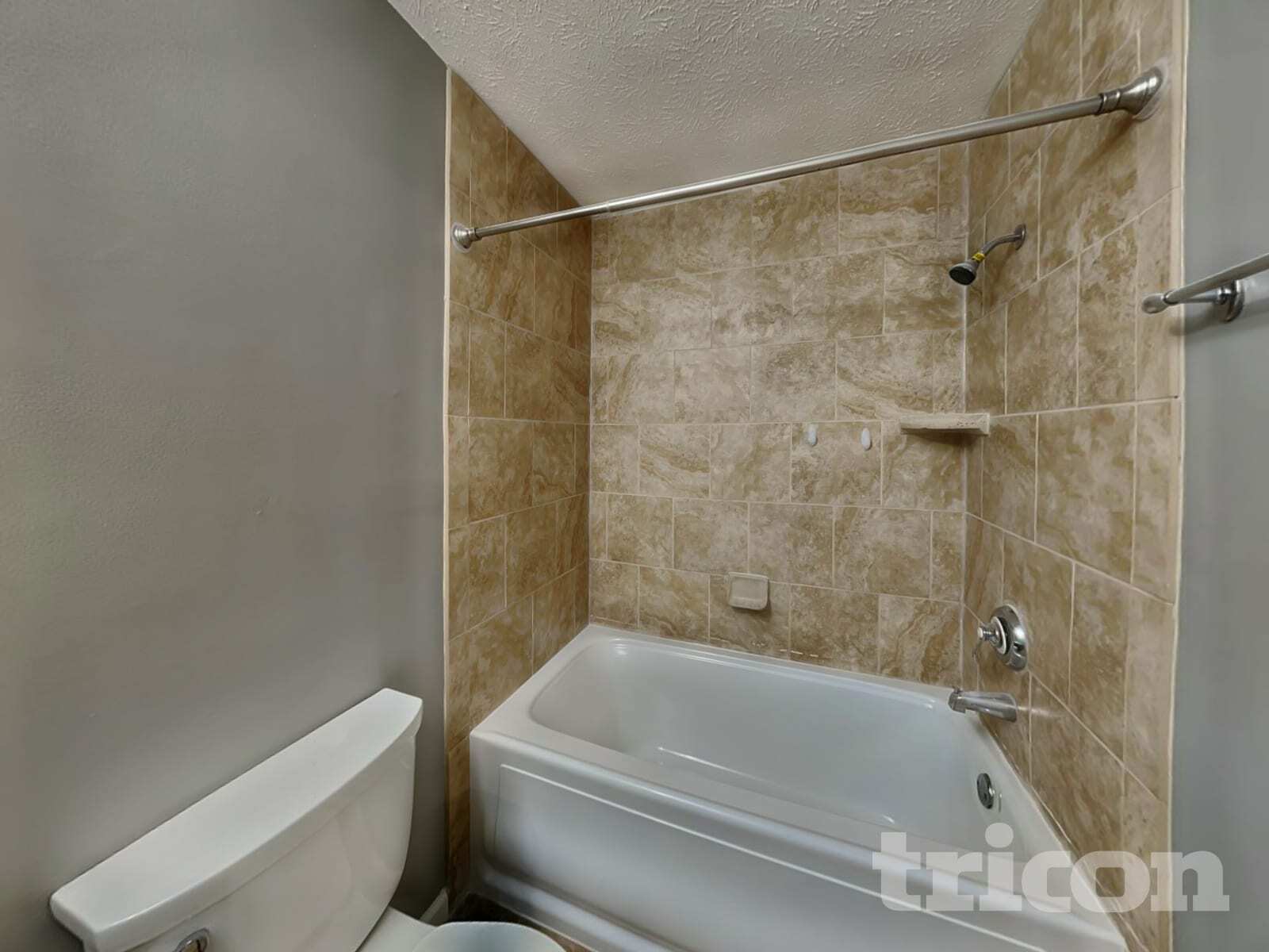 Building Photo - 155 Rock Garden Terrace N W