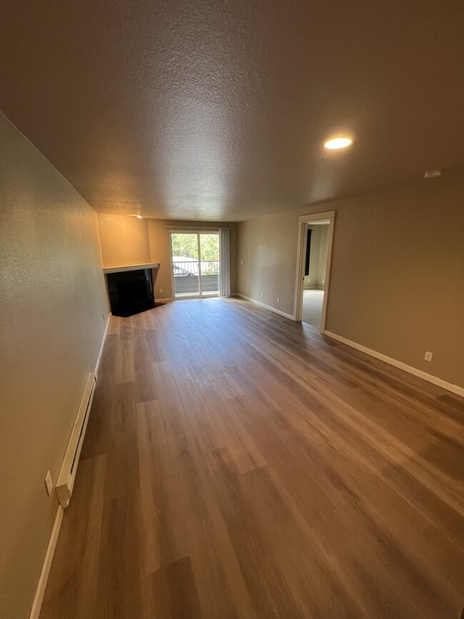 Building Photo - 746 Kirkland Cir