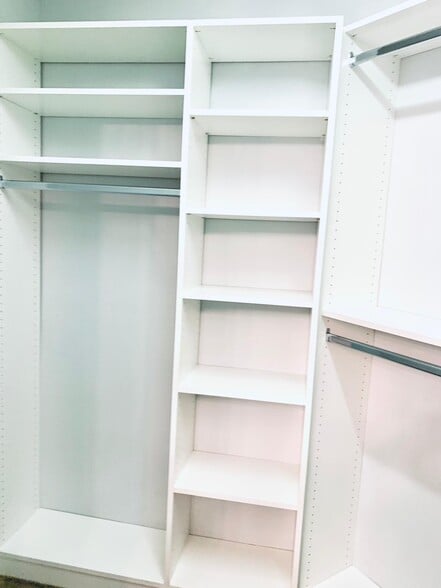 upgraded closet - 14383 San Paolo Ln