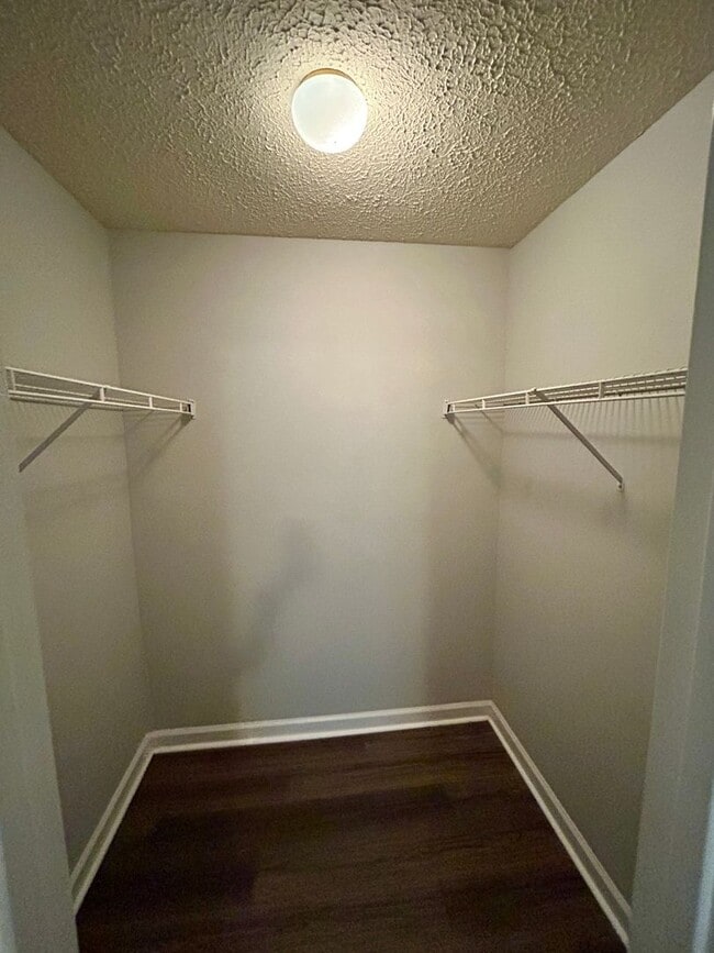 Building Photo - 166 Bordeaux Ln