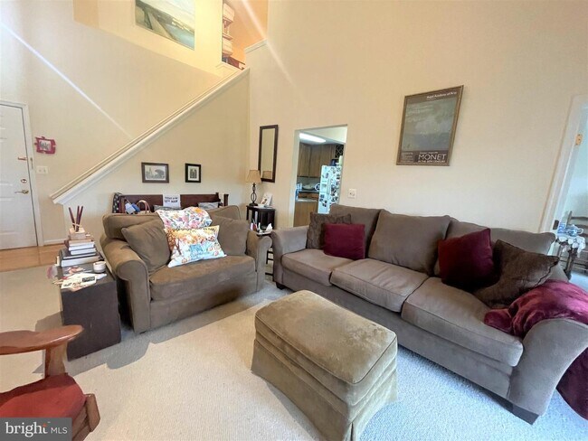 Building Photo - 100 Watkins Pond Blvd