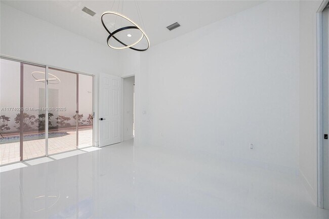 Building Photo - 1455 Breakwater Terrace
