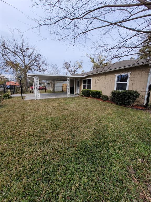 Building Photo - 7617 Delavan Dr
