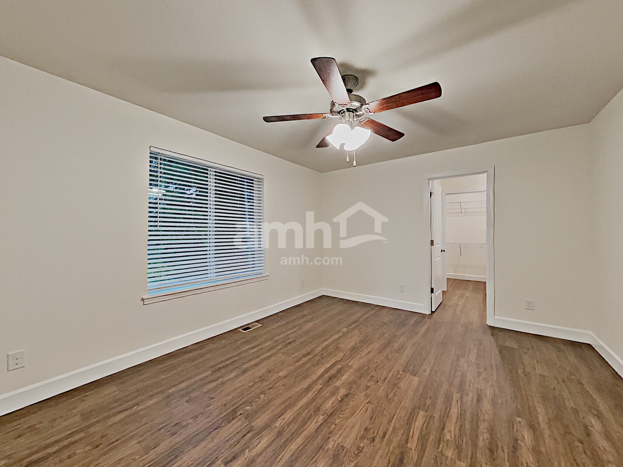 Building Photo - 2107 104th Dr SE
