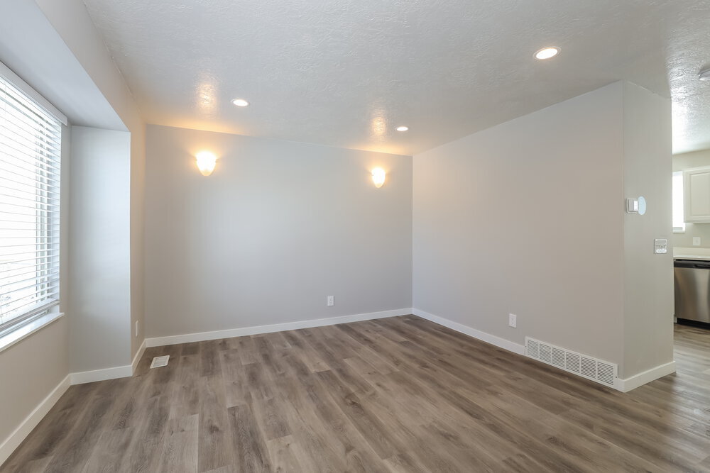 Building Photo - 5107 Fuchsia Cir