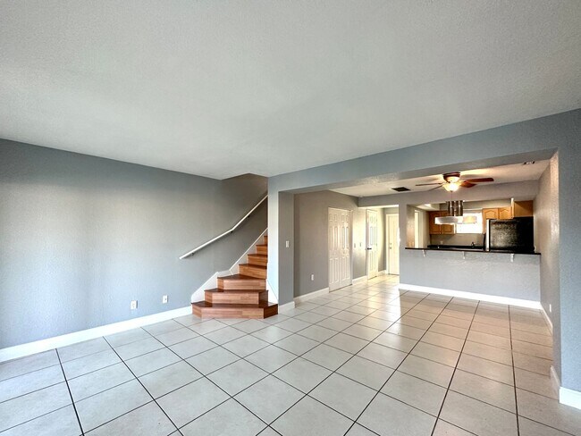 Building Photo - 1350 Mediterranean Dr