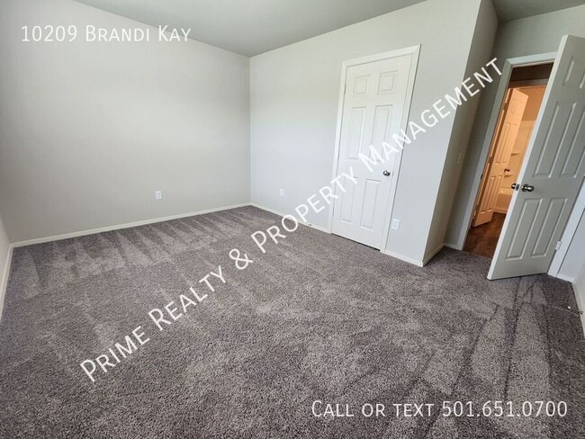 Building Photo - 10209 Brandi Kay Dr