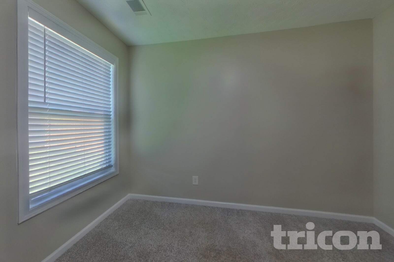 Building Photo - 3692 Tullamore Ln