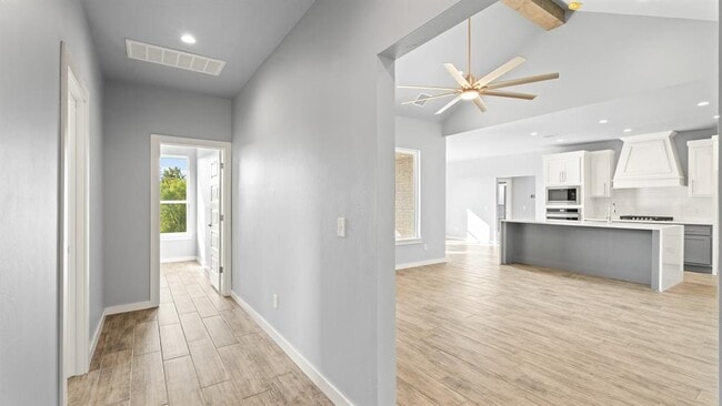 Building Photo - 17859 Salem Rd