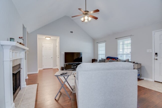 Building Photo - Great 3 Bedroom In Grovetown