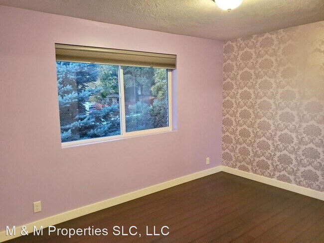 Building Photo - 4 br, 3 bath House - 2312 E Catalina Dr