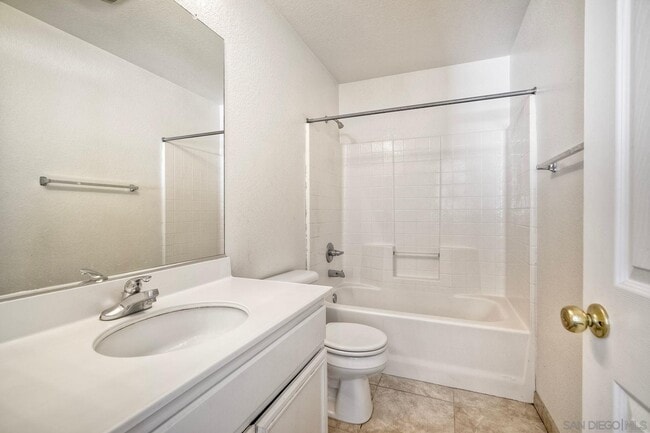 Building Photo - 4811 Ventana Way