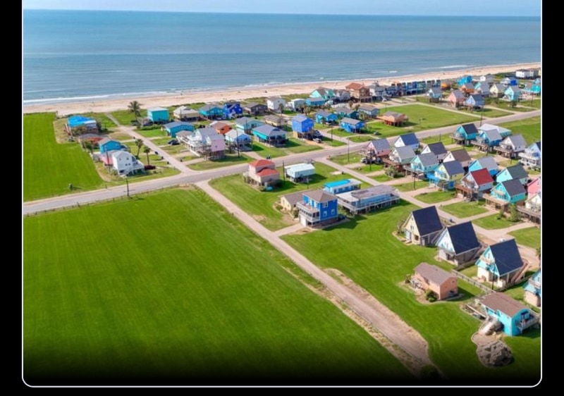 Primary Photo - 222 Sandpebble Pl