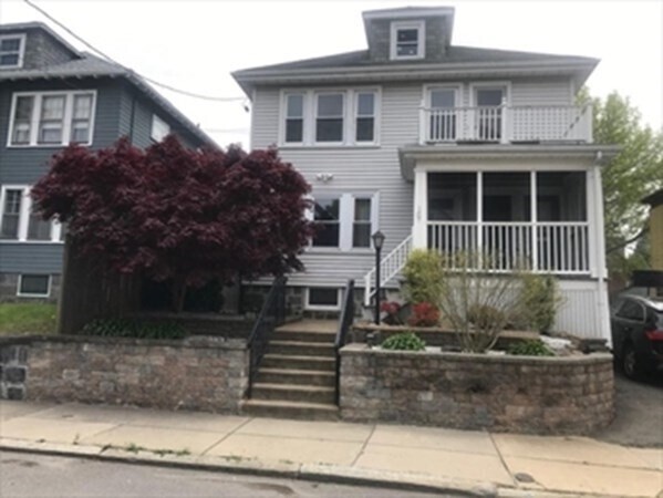Primary Photo - 107 Wrentham St