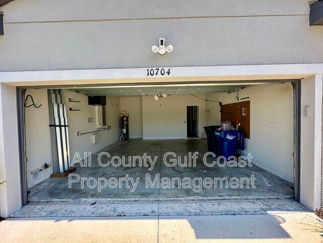 Building Photo - 10704 56th St E