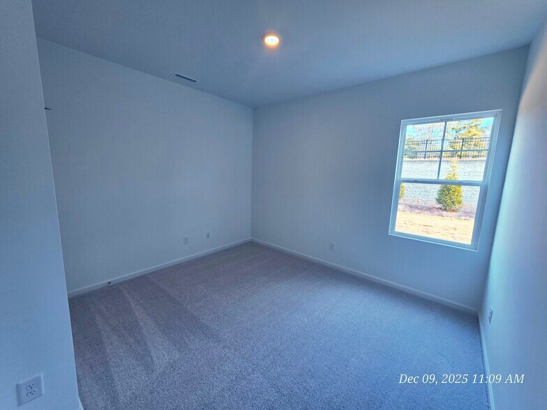 Building Photo - 184 N Finley Landing Pky