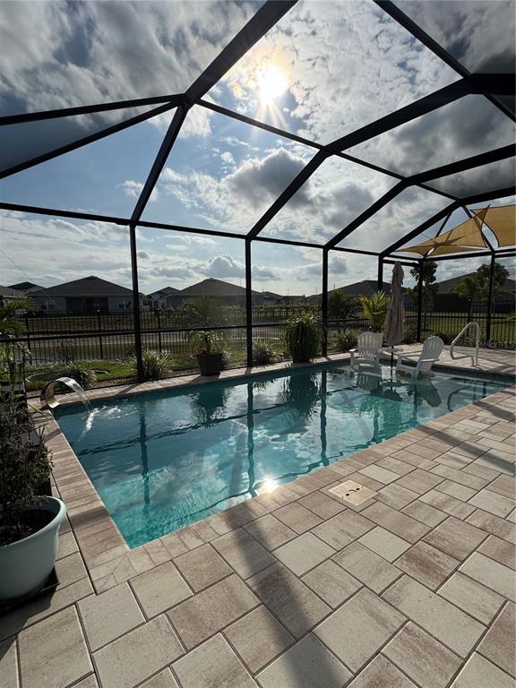 Building Photo - 16819 Canopy Garden Dr