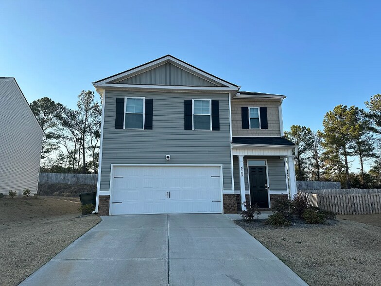 Building Photo - 6189 Whitewater Dr