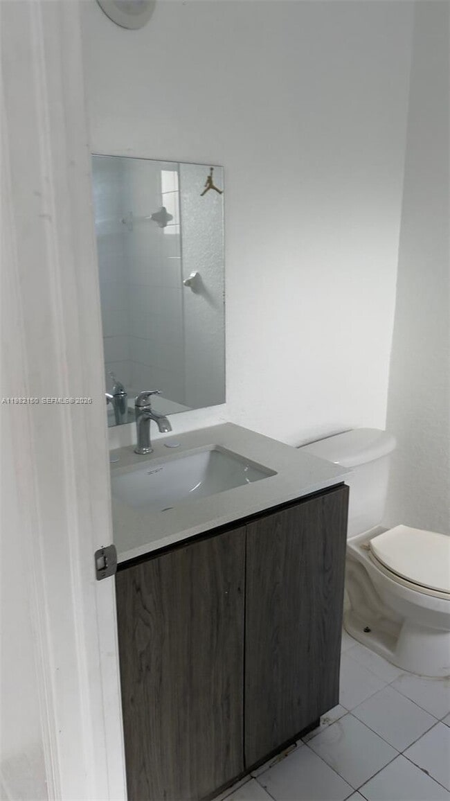 Building Photo - 689 NW 6th St