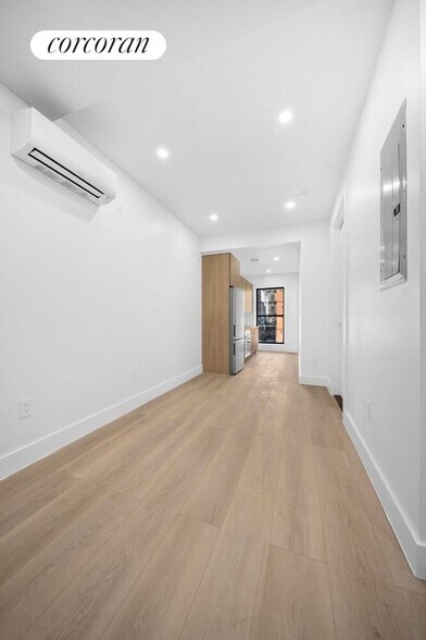 Building Photo - 166 S 2nd St