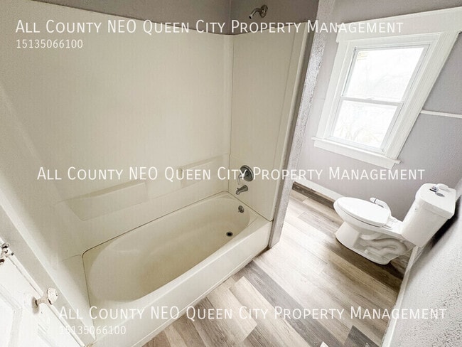 Building Photo - 227 Pleasant Ave