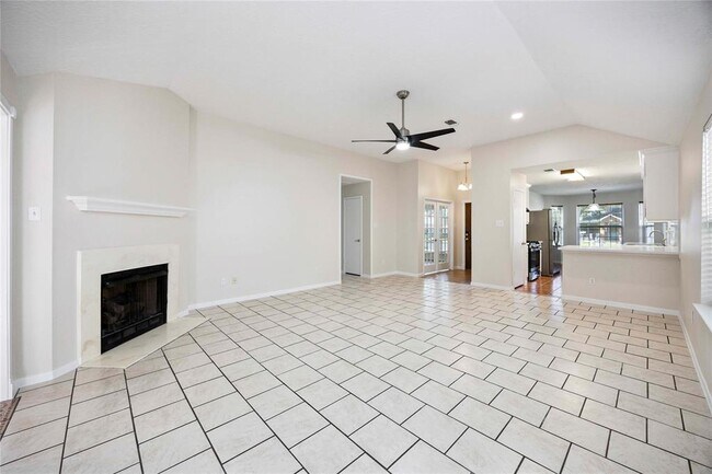 Building Photo - 8707 Orchard Ln
