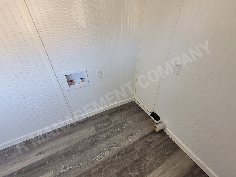 Building Photo - 4009 N 6th St