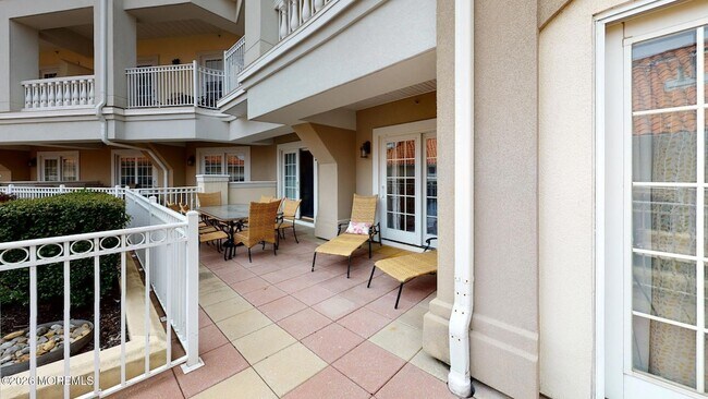 Building Photo - 312 Riviera Dr