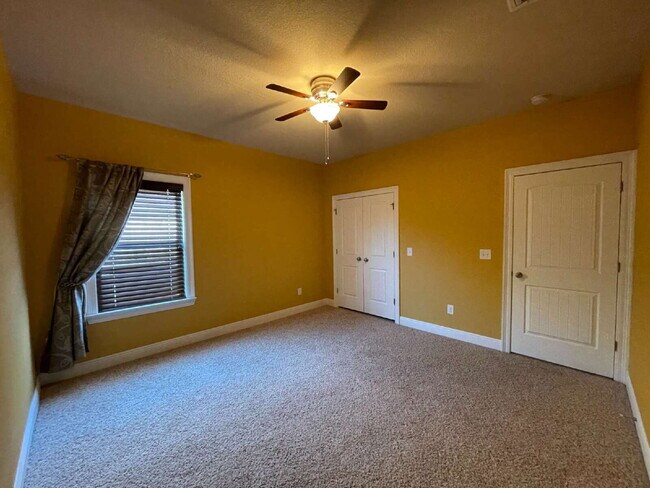 Building Photo - Coming Soon!! "Spacious 4-Bedroom Oasis with 3 Full Baths in Panama City – 2,582 Sq. Ft. of Comfo...