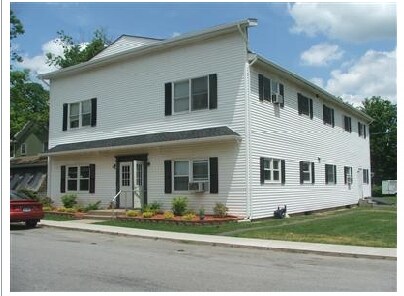 Primary Photo - 29 River St