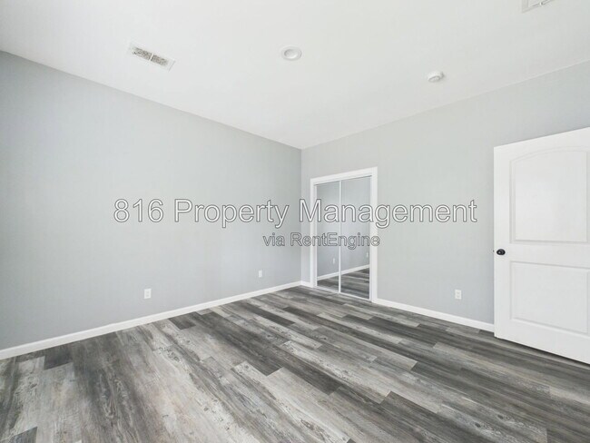 Building Photo - 4100 Waverly Ave