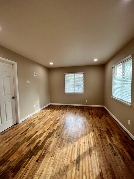 Building Photo - 1481 San Juan Ave