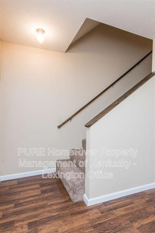 Building Photo - 1006 Whipporwill Dr