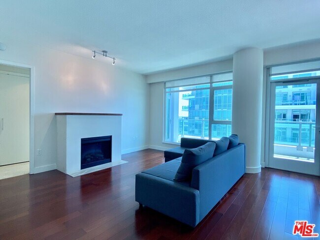 Building Photo - 3141 Michelson Dr