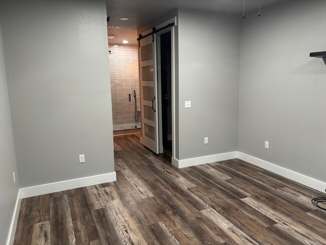 Building Photo - 277 Seamarge Ln