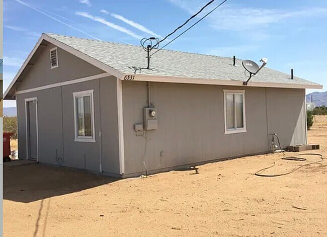 Building Photo - 6531 W Redwall Dr