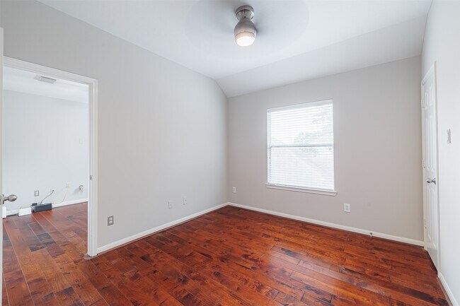 Building Photo - 20314 Nellie Gail Trail Ln