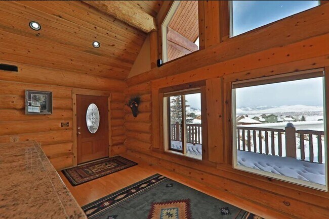 Building Photo - 72 Spruce Dr