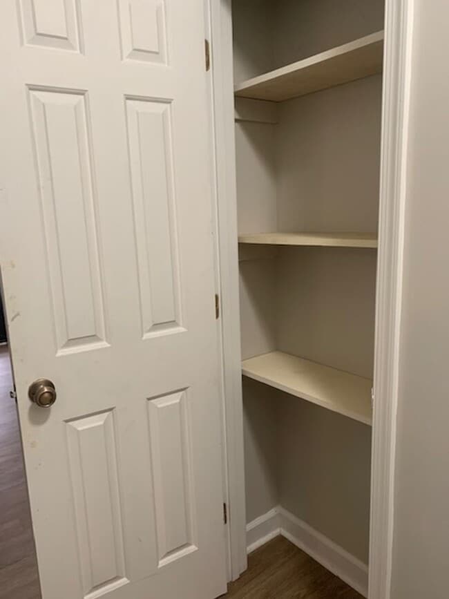 Building Photo - 2-Bedroom, 2- Bath Condo in Carolina Pines