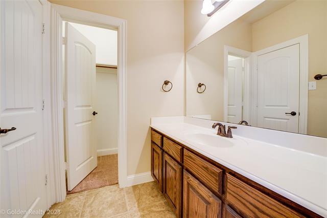 Building Photo - 10125 Waterstone Way