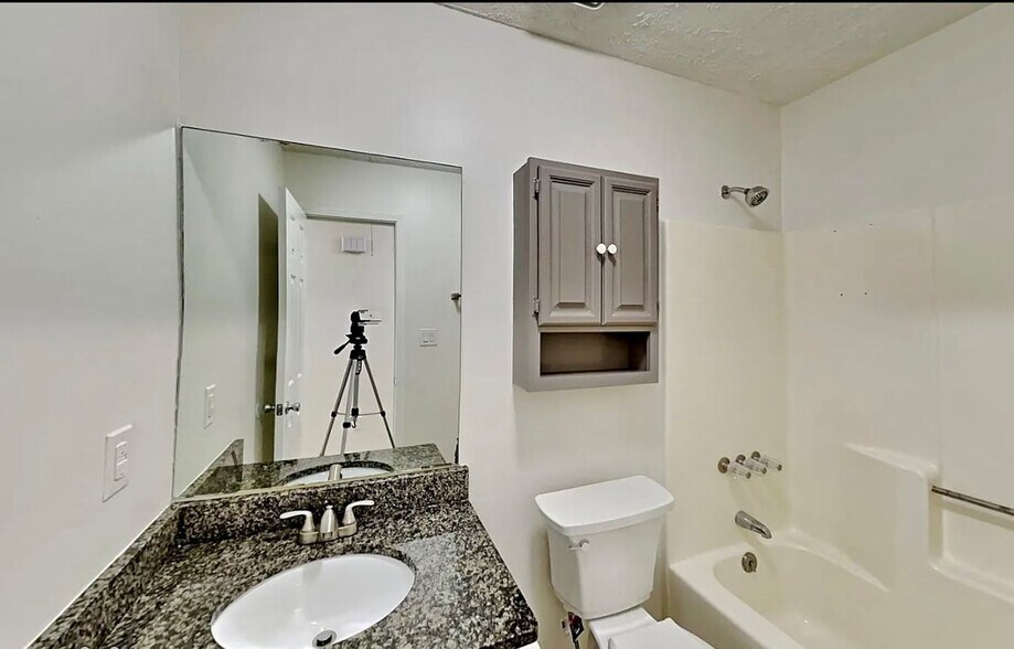 Building Photo - 3280 Nina Way
