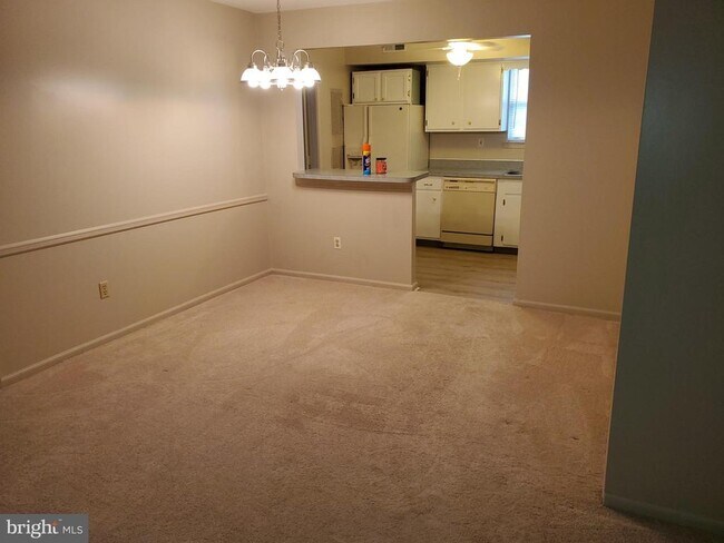 Building Photo - 4509 Rosemarie Dr