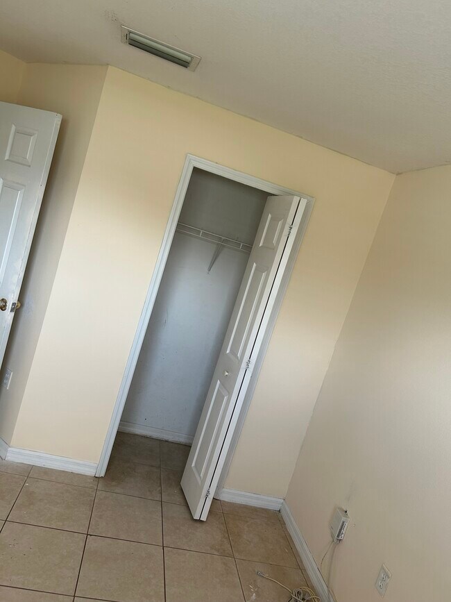 Building Photo - 612 Bluebill Ln
