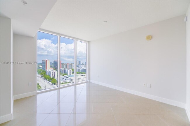 Building Photo - 16699 Collins Ave