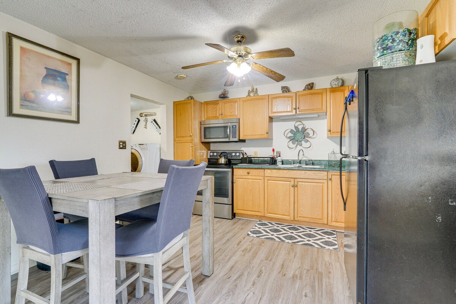 Building Photo - 1111 E Grant St