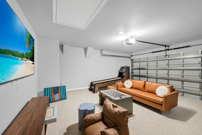 Building Photo - 2785 Eltonne Gdns Dr