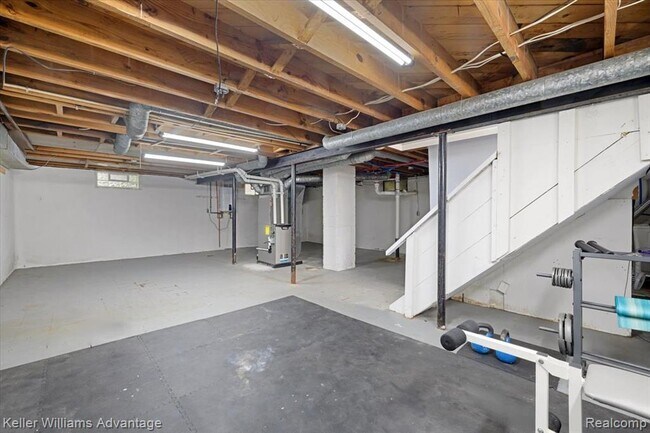 Building Photo - 1023 Amelia St